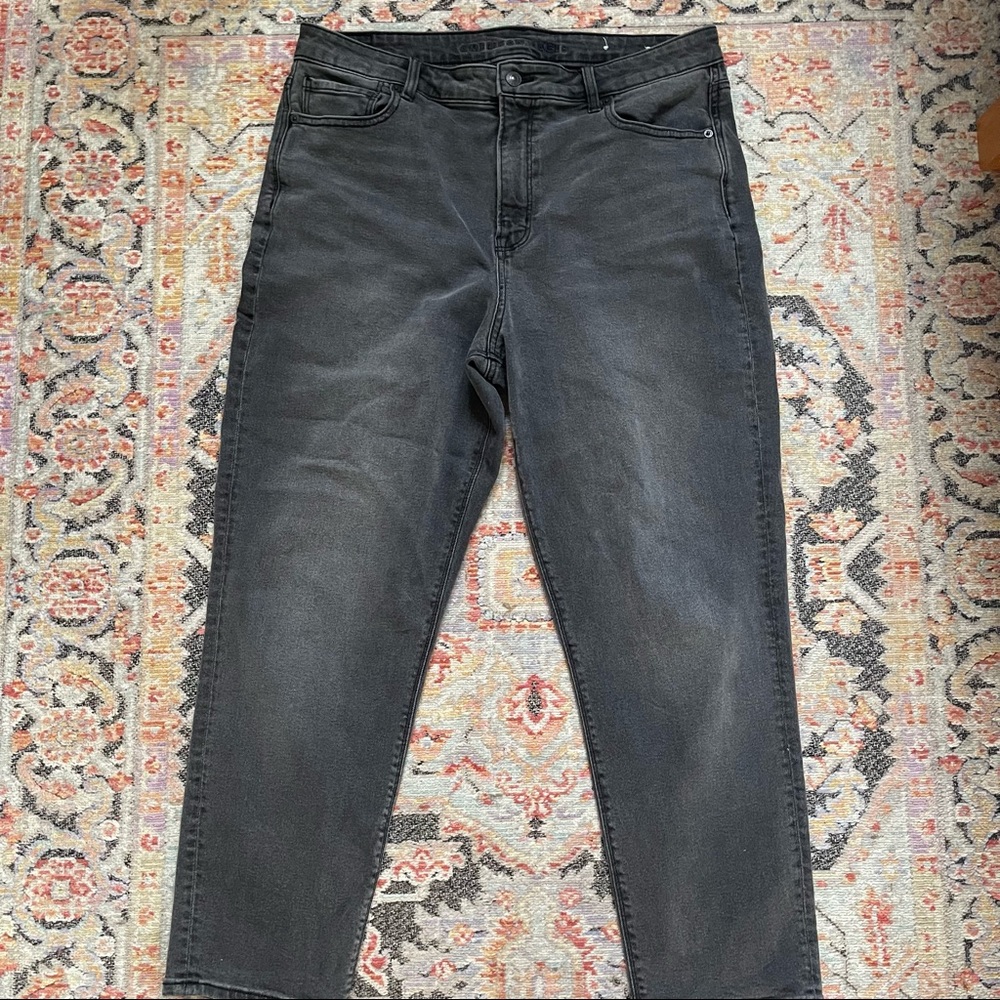 Black Mom Jeans